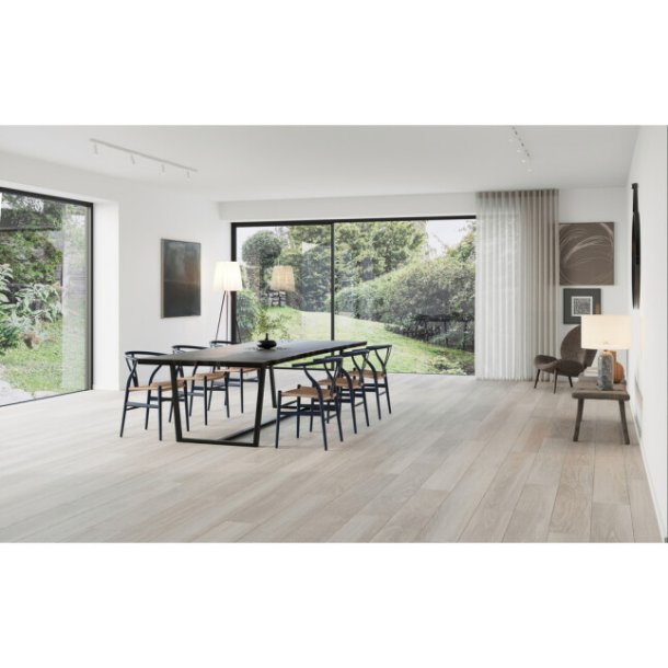 Moland Bastion Vinyl Kalket Eg        220x1828x5,2MM