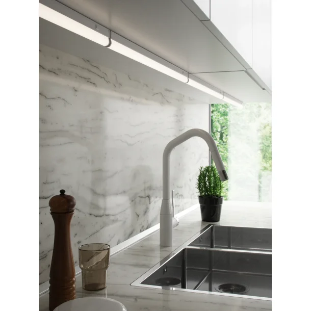 Latona 4W Lysarmatur Hvid