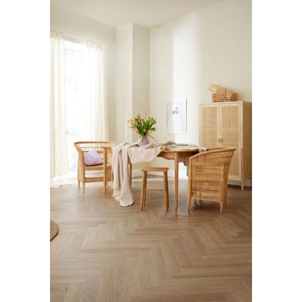 Novego Plus Vinyl Sildeben Glasgow